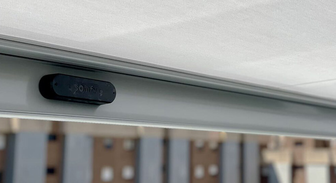 Sensor de viento Somfy Eolis 3D io - Imagen 2